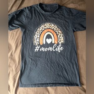 Cheetah “#momlife” tshirt